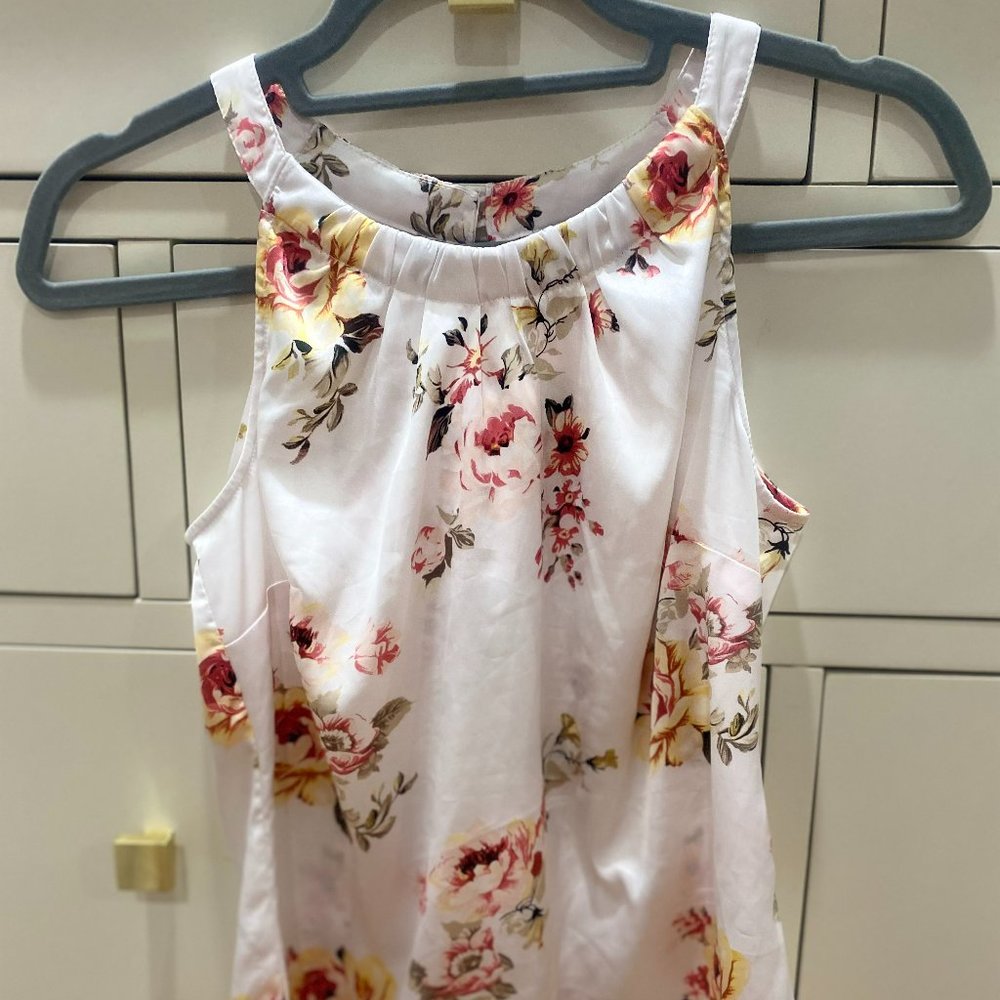 White House Black Market Floral Blouse - White w/ Pink/Yellow Roses Size XXS